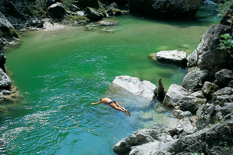 Brandenberger Ache - Die Sonnenuhr / Eigentums- und Mietwohnungen in Kramsach