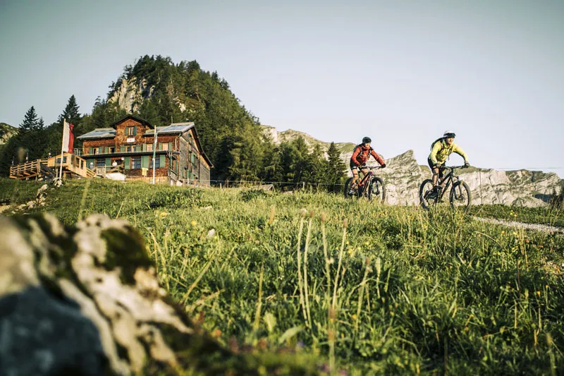 Mountainbiken im Alpbachtal - Die Sonnenuhr / Eigentums- und Mietwohnungen in Kramsach